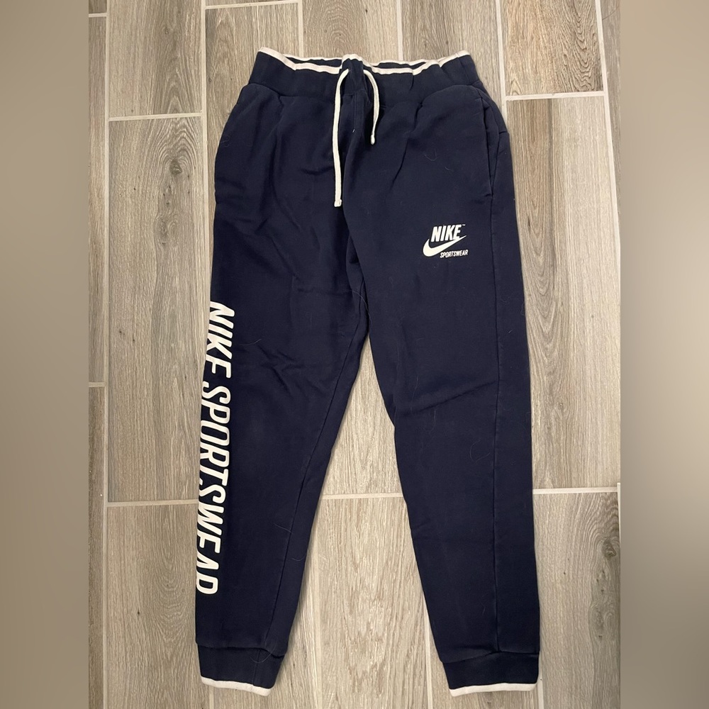 Nike Sportswear Joggers